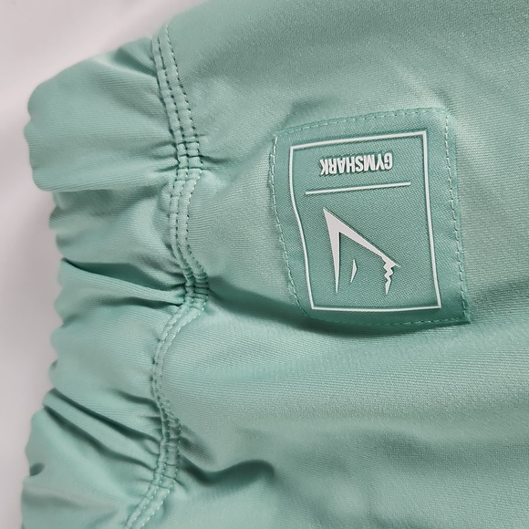 Gymshark Athleisure Light Green Pocket Short. Draw String Small Size - Picture 2 of 7
